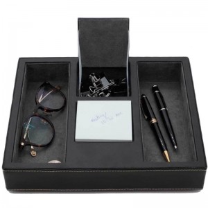 블랙 가죽 대리점 트레이