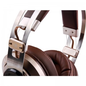 2018 PRO 메탈 링 게임용 헤드셋 7.1 진동 기술로 소음 제거