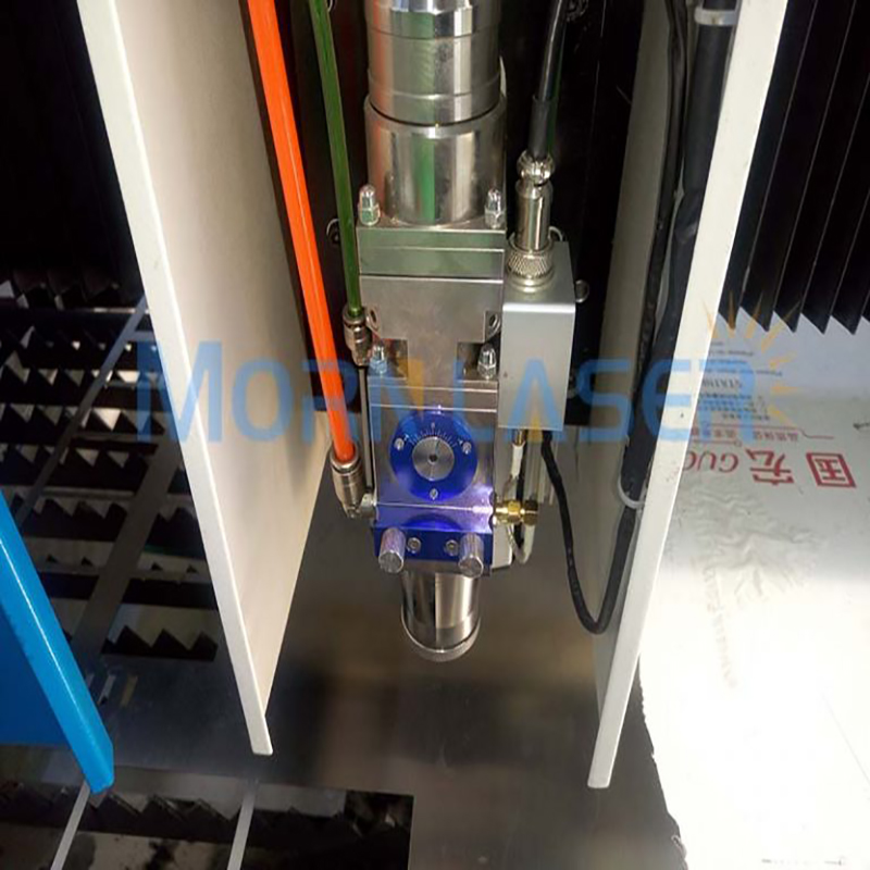 섬유 레이저 절단기의 초점 렌즈를 청소하는 방법?