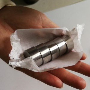 파인 우드 자동차, 텅스텐 실린더 중량을 최적화하는 도매 여러 크기