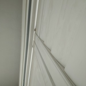 슬라이딩 셔터 구성 요소