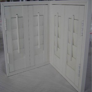 아름다운 창문과 셔터로 집이 아름다워집니다.