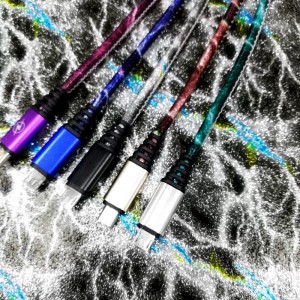 빛나는 PU 가죽 마이크로 USB, C 타입, 아이폰 번개 충전 및 동기화에 대 한 빠른 알루미늄 하우징 충전 USB 케이블