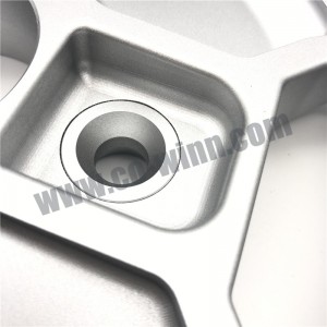 판매 부속 후에 주문을 받아서 만들어진 위조 \/ CNC 기계로 가공 알루미늄 바퀴 변죽 센터 자동차 부속 예비 품목