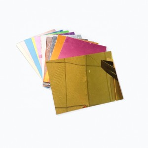 공장 사용자 정의 0.8 mm 4'X8 높은 광택 컬러 PVC 거울 시트 거울