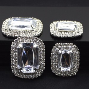 새로운 디자인 우아한 화이트 쥬얼리 투명 아크릴 라인 석 버튼을 파는 봉제 플라스틱 버튼 9