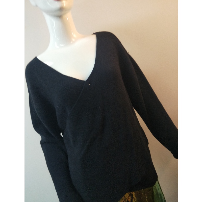 PURE COLLECTION 블랙 V 넥 스웨터 RLWS0072F