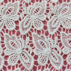 새로운 코 튼 이탈리아어 레이스 직물 의류에 대 한 아름 다운 수용성 나비 패브릭