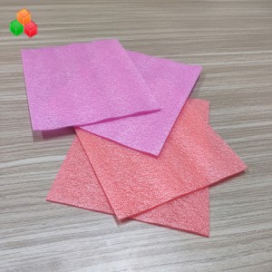 기계 / 전자 공학을위한 확장 된 폴리에틸렌 연약한 ESD 까만 백색 Epe 패킹 거품 장 조각은 방어적인 패킹을 수송합니다