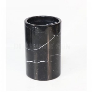 검은 대리석 와인 쿨러