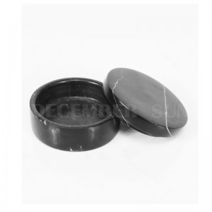 검은 대리석 소금 지하실