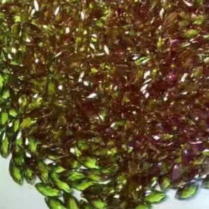 러시아 카멜레온 크로 모 트로픽 스톤 모사 나이트 유리