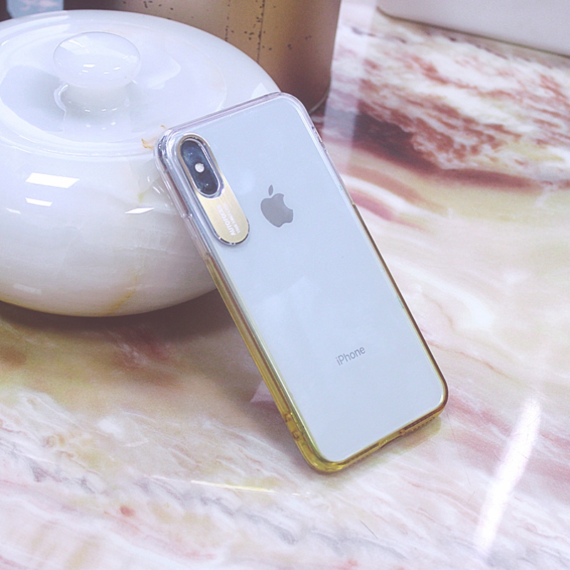 금속 카메라 프로텍터가 장착 된 iPhone X / XS 용으로 점차 변하는 가장자리 휴대폰 케이스