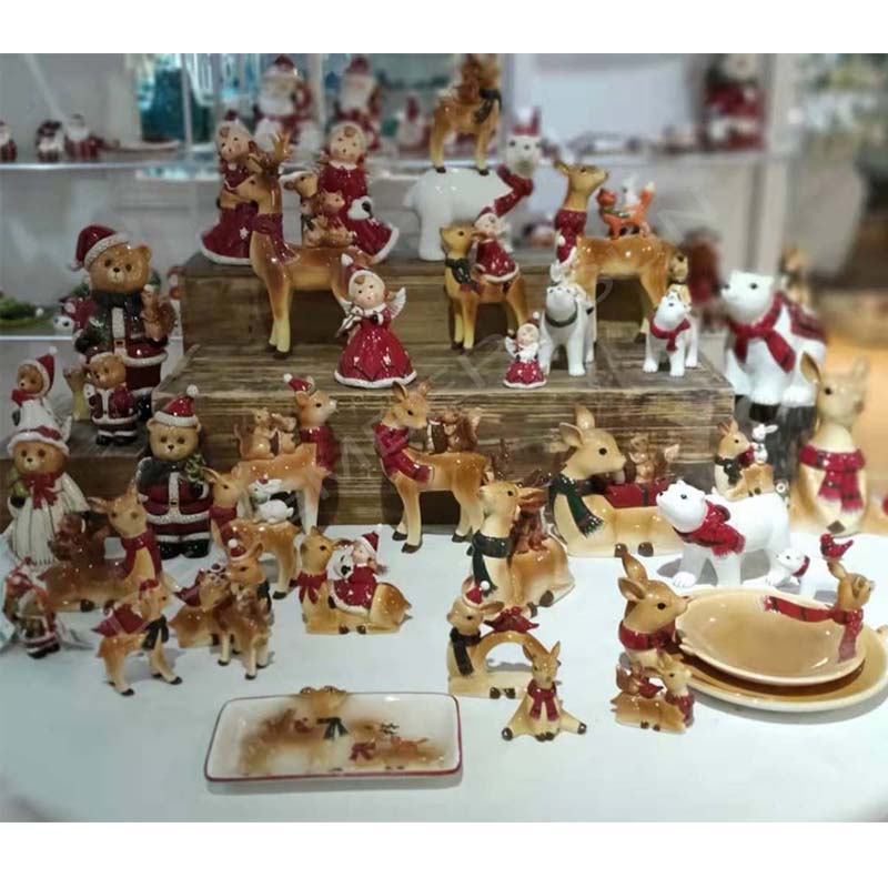 넓은 범위 세라믹 손으로 그리는 크리스마스 가정 장식 조각