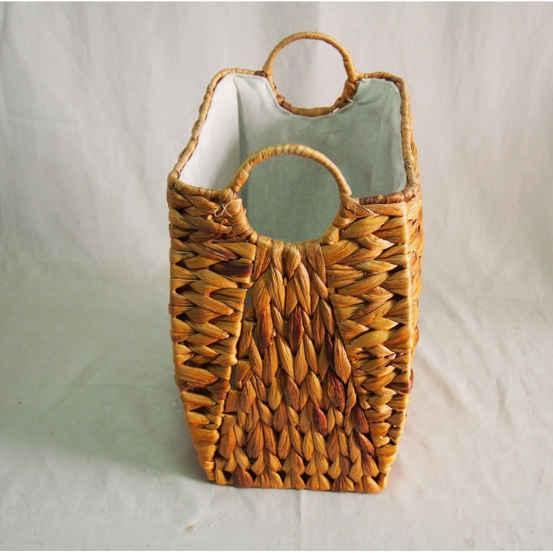 손잡이를 가진 물 히아신스 저장 바구니