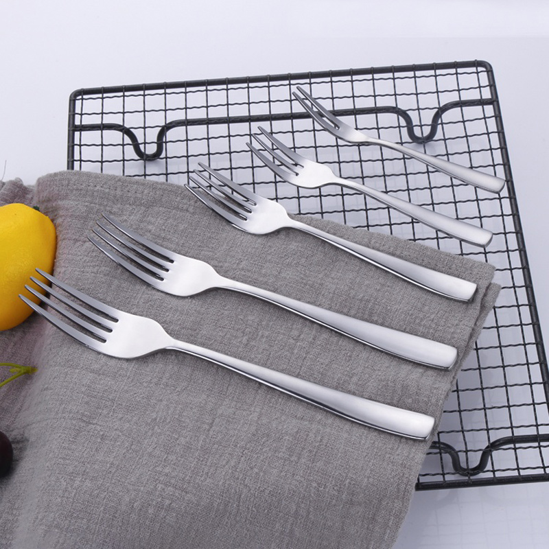 Morden 19PCS 심플 / 클래식 디자인 거울 광택 금속 식기류 세트