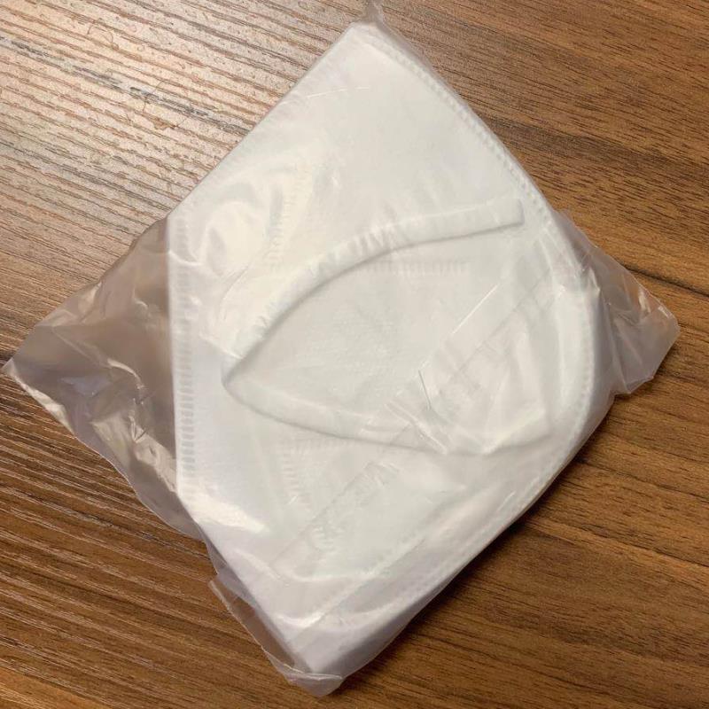 GS, IFA, CE, FDA 인증 으로 프리미엄 KN95 마스크 입 니 다.