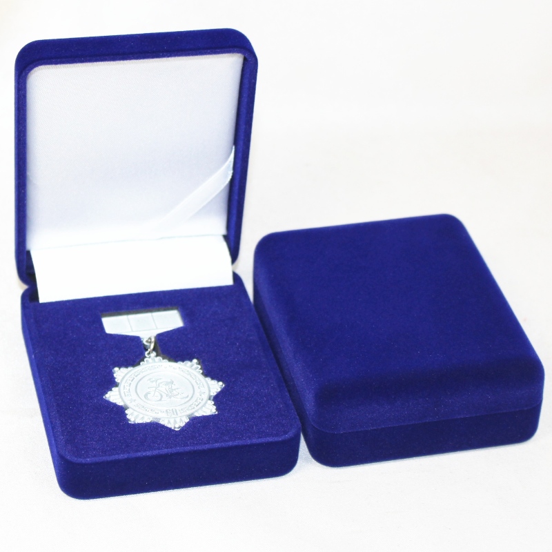 아 이 템 D - 26 원형 벨벳 상자, 동전, 목걸이, 배지, mm 에 사용.75 * 95 * 32mm, 무게 약 65g