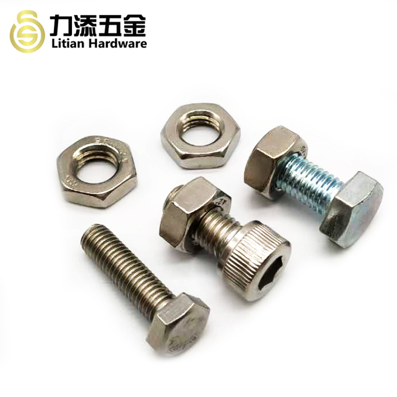 패스너의 버 형성 및 제거 과정