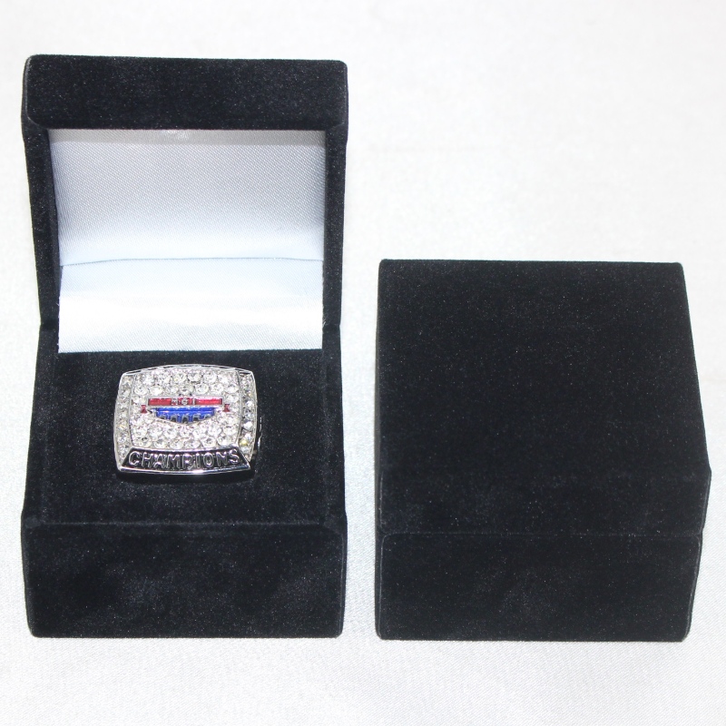 직경 25-38 mm 코인, 배지, 큰 반지 등의 항목 V-08 사각형 플란넬 박스 mm. 60 * 60 * 48, 무게 약 63g