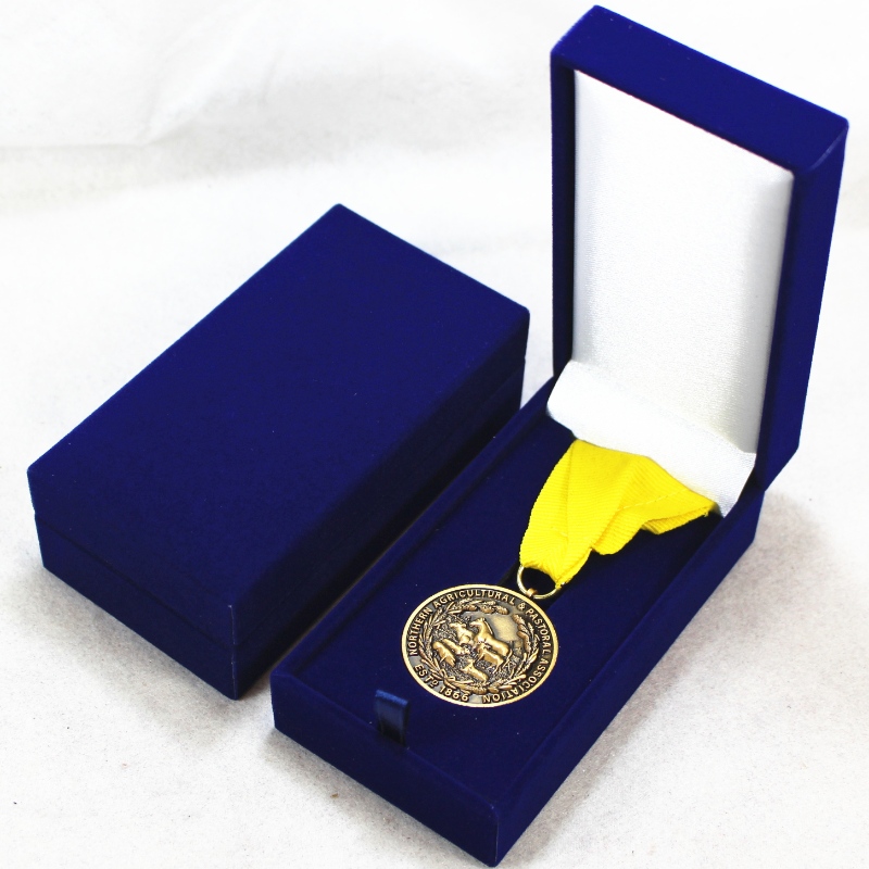 40 * 80 mm 메달 및 배지 등을위한 항목 V-10 사각형 인조 가죽 종이 상자. 60 * 111 * 38, 무게 약 82g