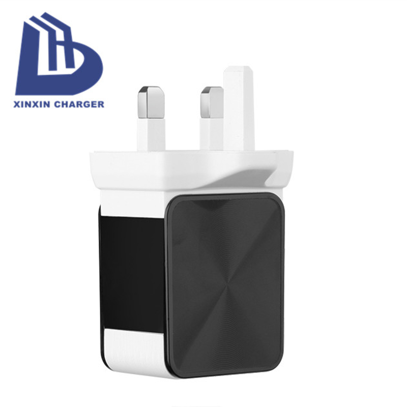 FCC .CE 이동 전화 빠른 충전기 보편적 인 접합기 2 USB 항구 여행 충전기 휴대용 충전기 공장 OEM