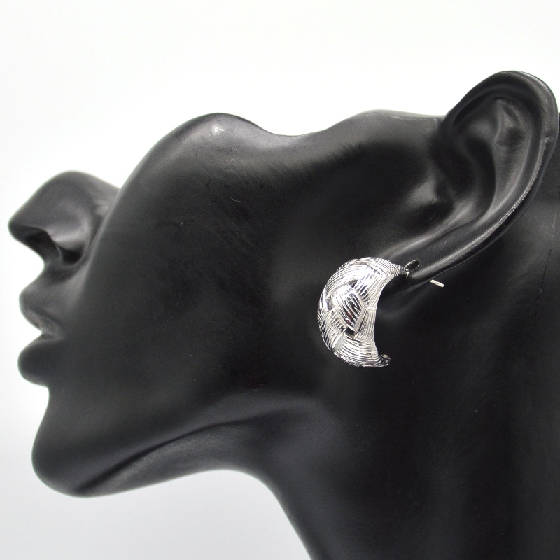 실버 귀걸이 여성 라운드 새겨진 능직 귀걸이, 중국 Ruifanbao 보석 가공 공장