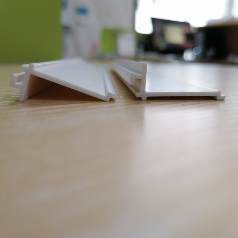 중국 제조 업체 pvc l 채널 프로필 pvc 스트립 pvc l 모양 프로필 건물 장식