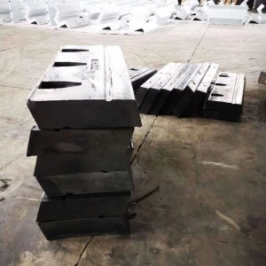 잘 팔 리 고 오래 가 는 배 는 중압 고무 로 현 을 보호 하여 항구 와 부두 부두 부두 부두 의 부두 선 에 적용 한다.