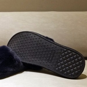 태 슬 스웨터 슬리퍼