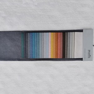 조각 염색면과 린넨 원단 BNT1835.