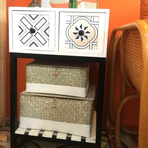 해초 짠된 상자를 짠 상자