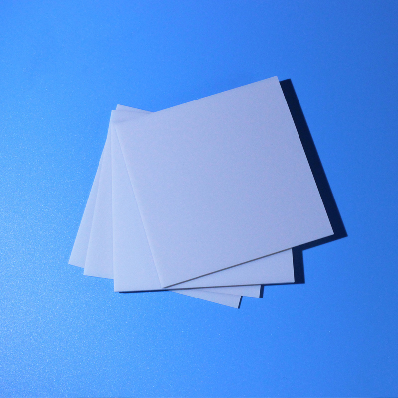 질화 알루미늄 세라믹 기판의 적용