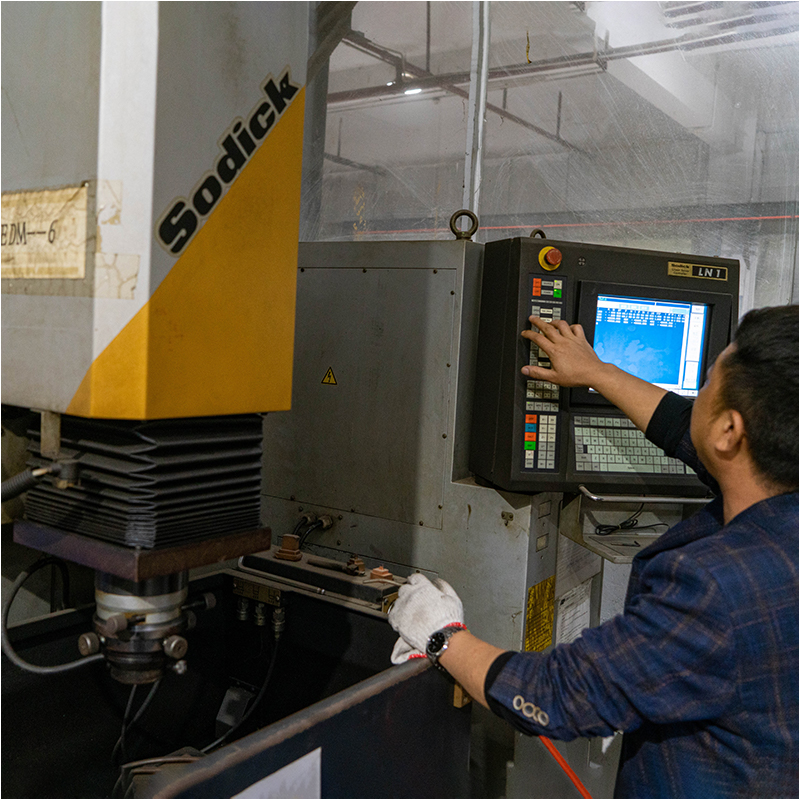 사출 금형 제조 공정 부분 I.