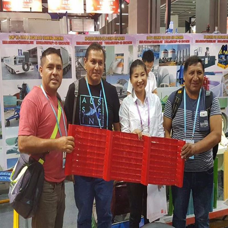 롤 형성 기계의 작동 원리