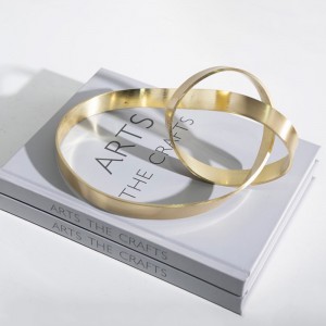 골드 möbius 스트립