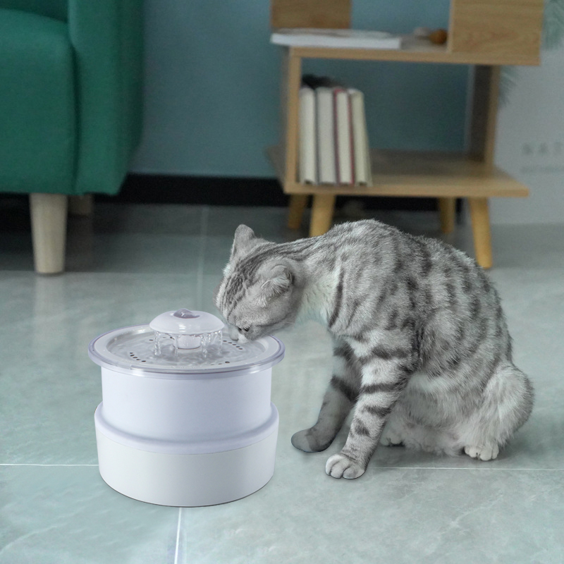 식품 등급 재료 BPA 무료 고양이 분수대 애완 동물 접을 수있는 분수