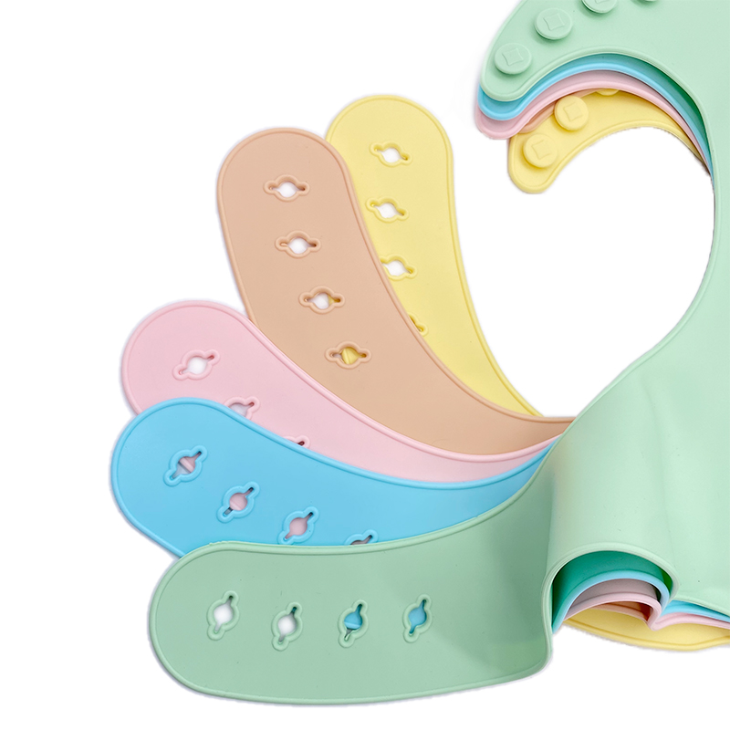 맞춤형 디자인 베이비 턱받이!