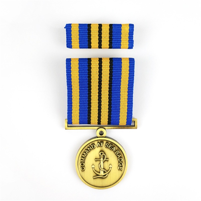 소프트 에나멜 커스텀 핀 배지상은 짧은 끈으로 명예 메달