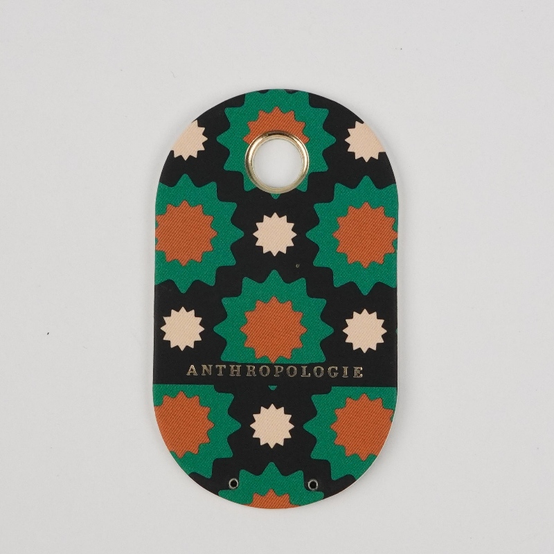 맞춤형 패션 디자인 로고 브랜드 이름 고품질 맞춤 용지 행 태그 의류 환경 친화적 인 스트링 로프가있는 태그