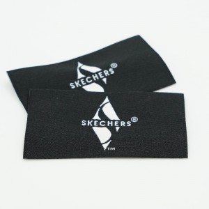 도매 의류 디자인 사용자 정의 로고 옷 셔츠 셔츠 태그 의류 면화 브랜드 레이블 의류 직물 라벨 환경 친화적