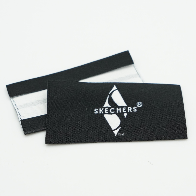 도매 의류 디자인 사용자 정의 로고 옷 셔츠 셔츠 태그 의류 면화 브랜드 레이블 의류 직물 라벨 환경 친화적