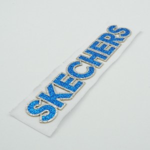 트랜스퍼 스티커 DTF 플라스틱 솔트 아이언 데칼 열 전달 까마귀 화면 스크린 인쇄 PVC 현대 세척 가능한 신발 솔 머신 100pcs