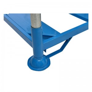 팔레트 랙을 쌓는 것