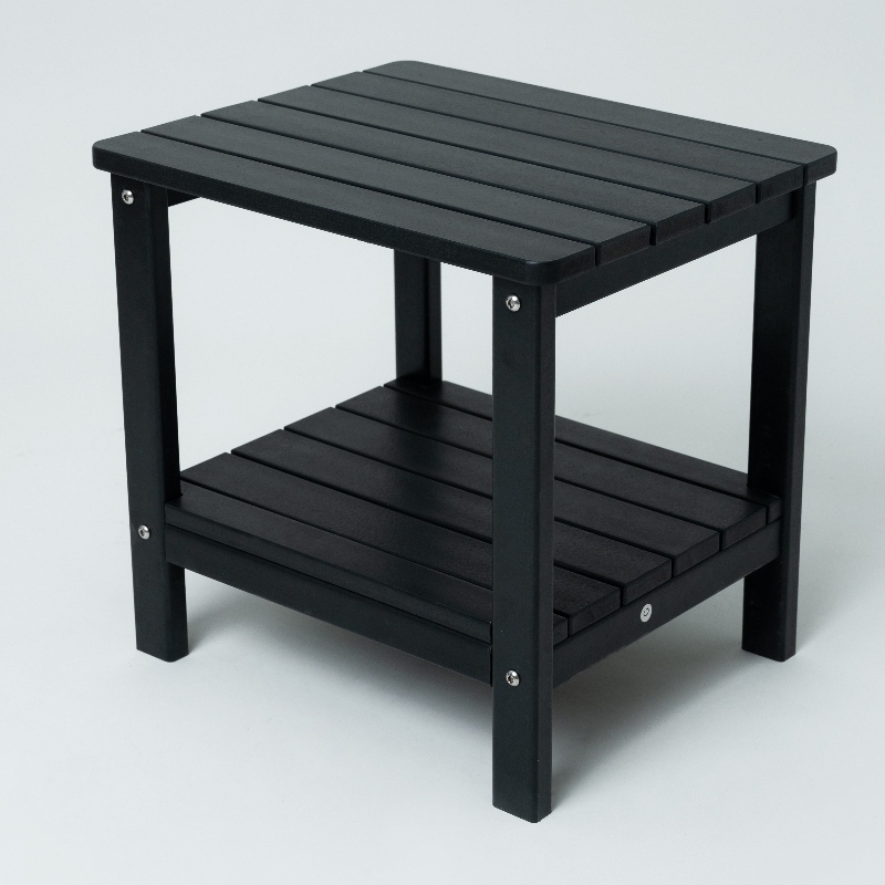 검은 색의 실외 사이드 테이블