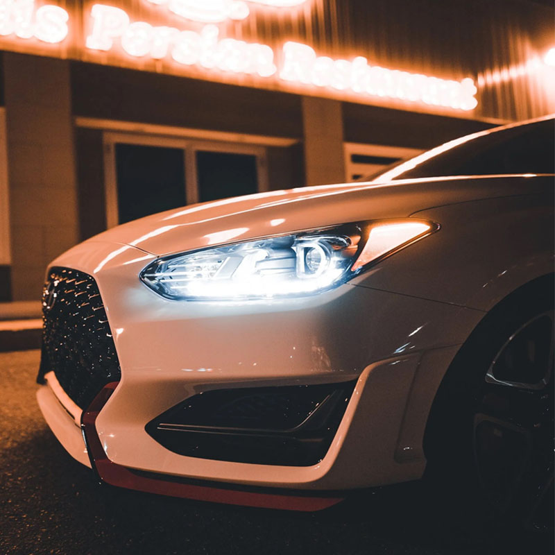 크세논 램프-유명한 자동차의 \\\