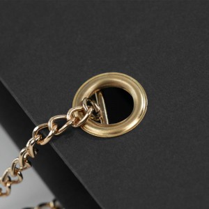 Luxe 블랙 체인 핸들 종이 가방