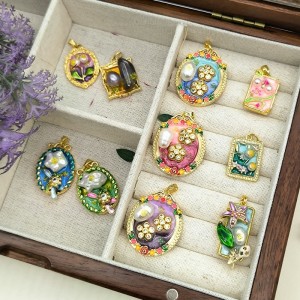 빈티지 유화 펜던트